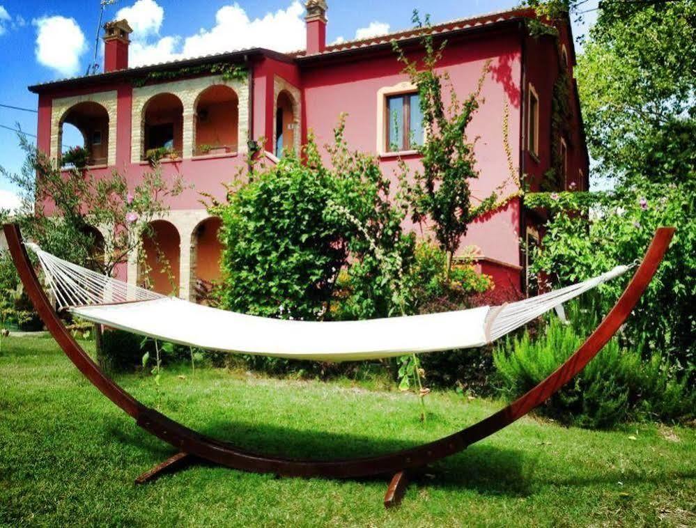 Isola Dei Calanchi Hotel Atri Exterior photo